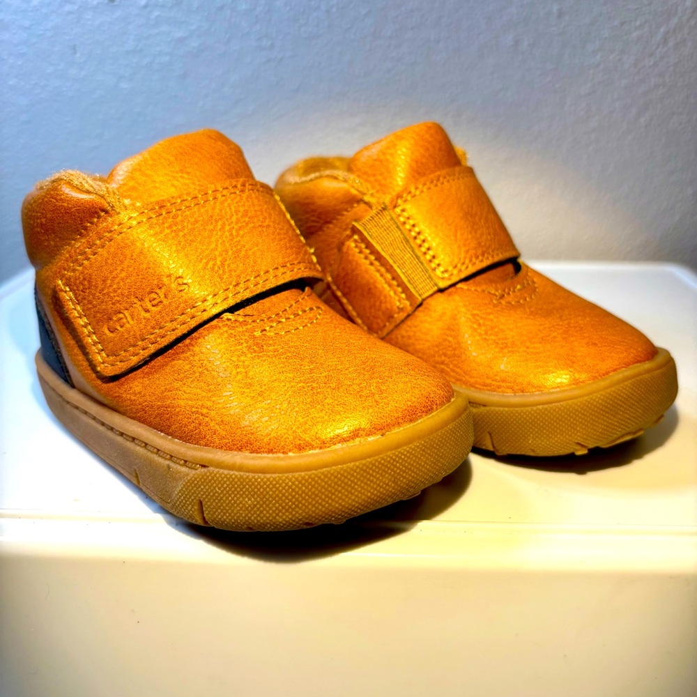 Carter's Brown Baby Shoes size 4-5 months